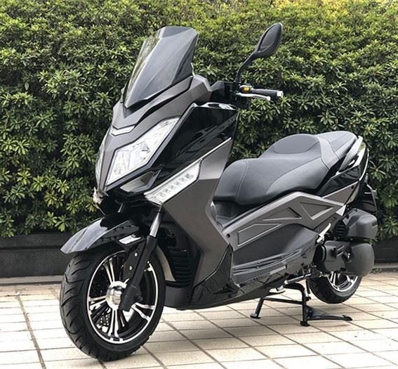 Brake Pads Water Underwater Sea Trident Surfboard Maxi T9 off Road Youth Trycycle for Aldut The Only One 5600W Sell Electric Scooter with Lock and Seek