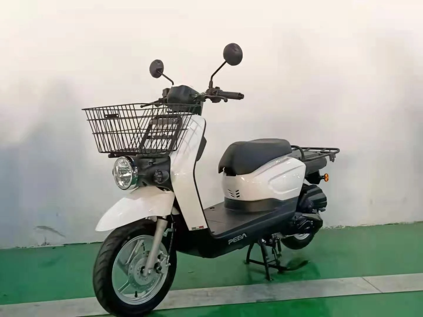 Development Status Of Battery moto scooter